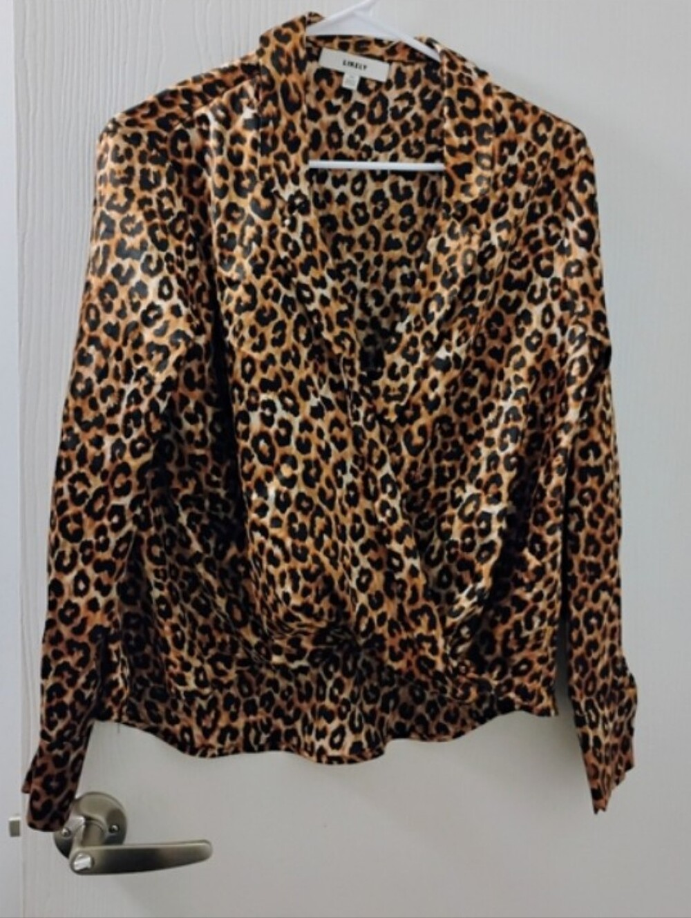 Likely Animal Print Criss Cross V Neck Blouse Top Sz XS